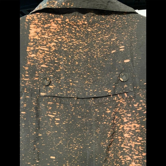 Redwood Court Silk Blend Button Down Top - Picture 5 of 11